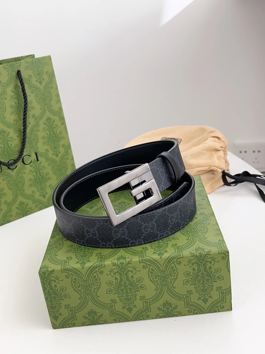 Premium Designer Belt with Iconic Buckle