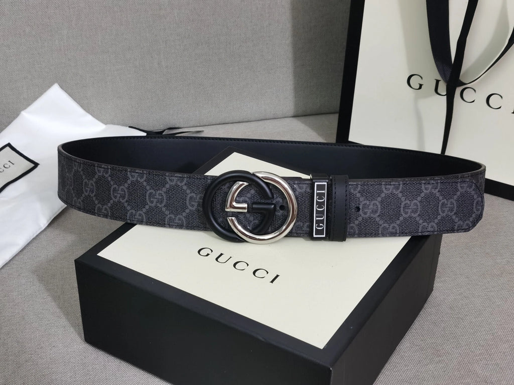 Gucci Signature Belt with Interlocking G Buckle