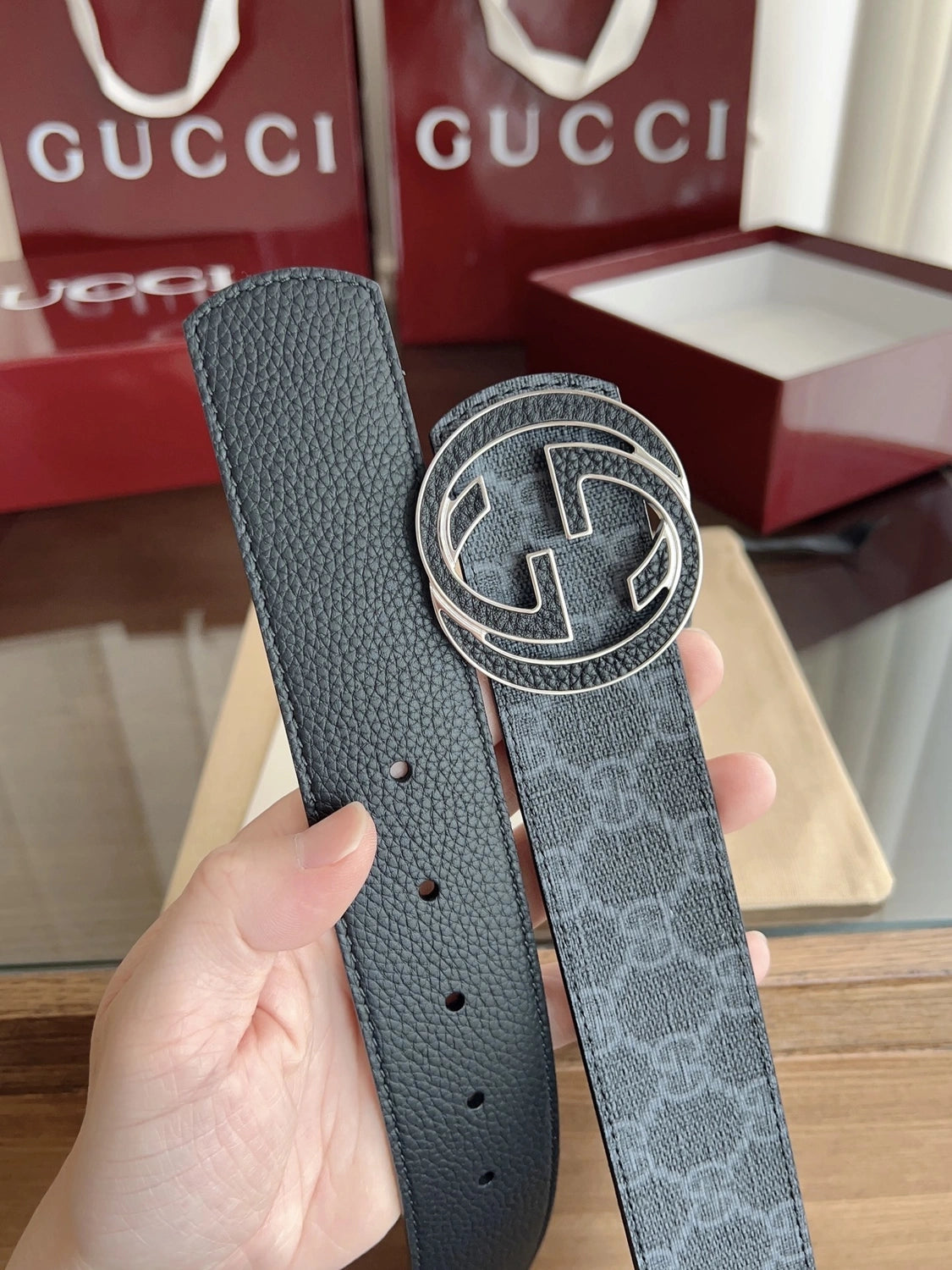 Gucci Premium Quality Belt with Iconic Logo Buckle