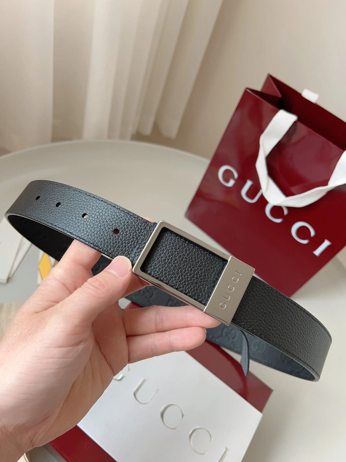 Gucci Premium Leather Belt with Silver Buckle