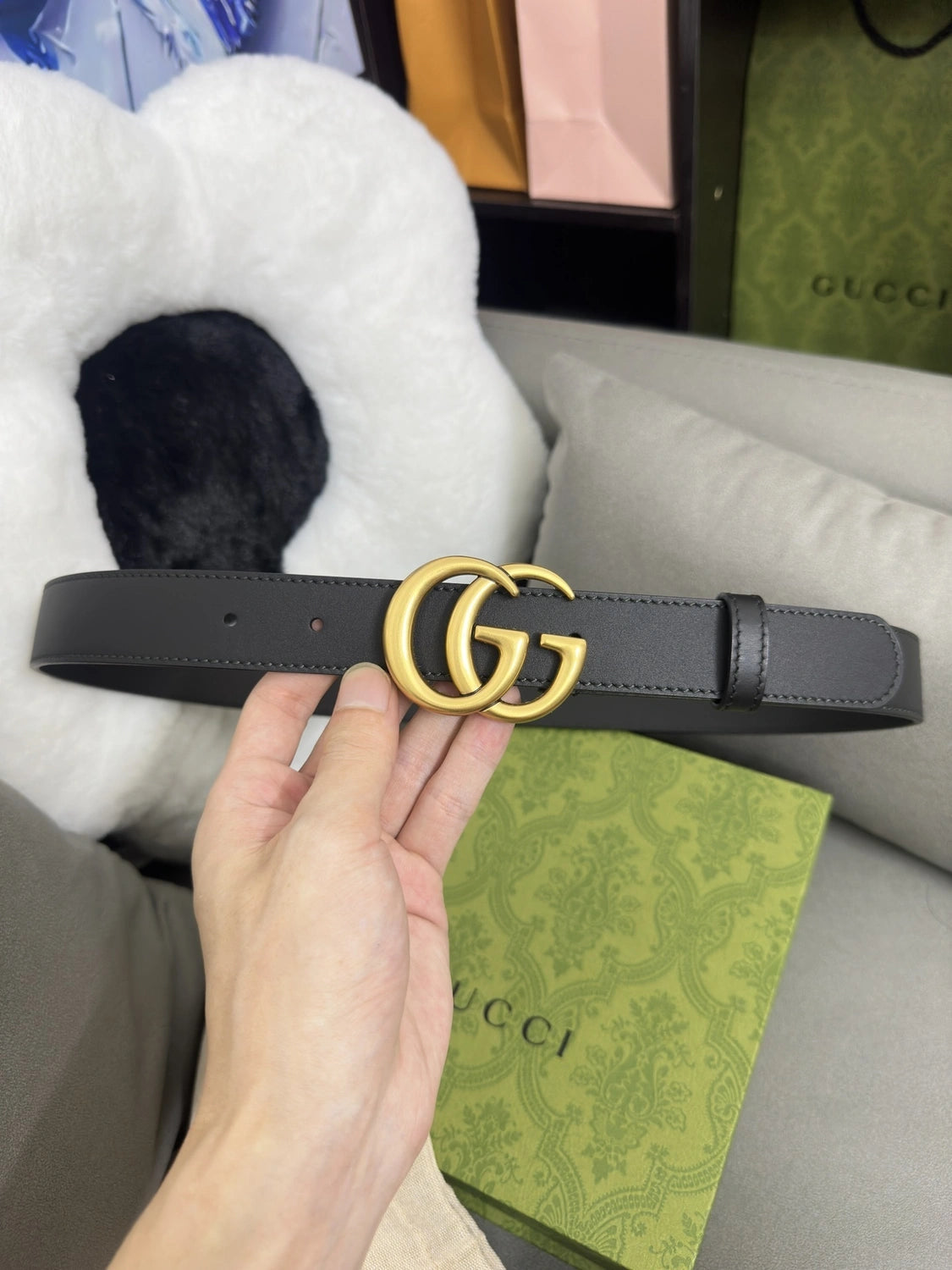 Premium black leather belt with gold GG buckle