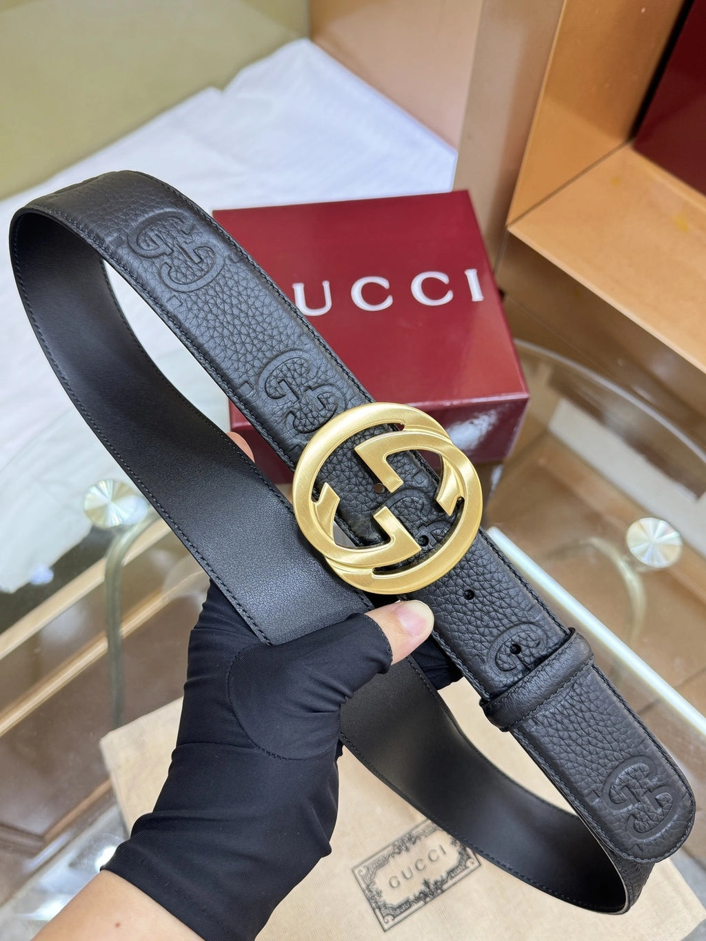 Gucci Premium Leather Belt with Gold GG Buckle