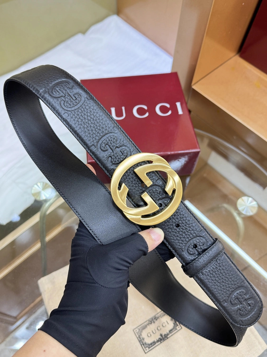 Gucci Premium Leather Belt with Gold GG Buckle