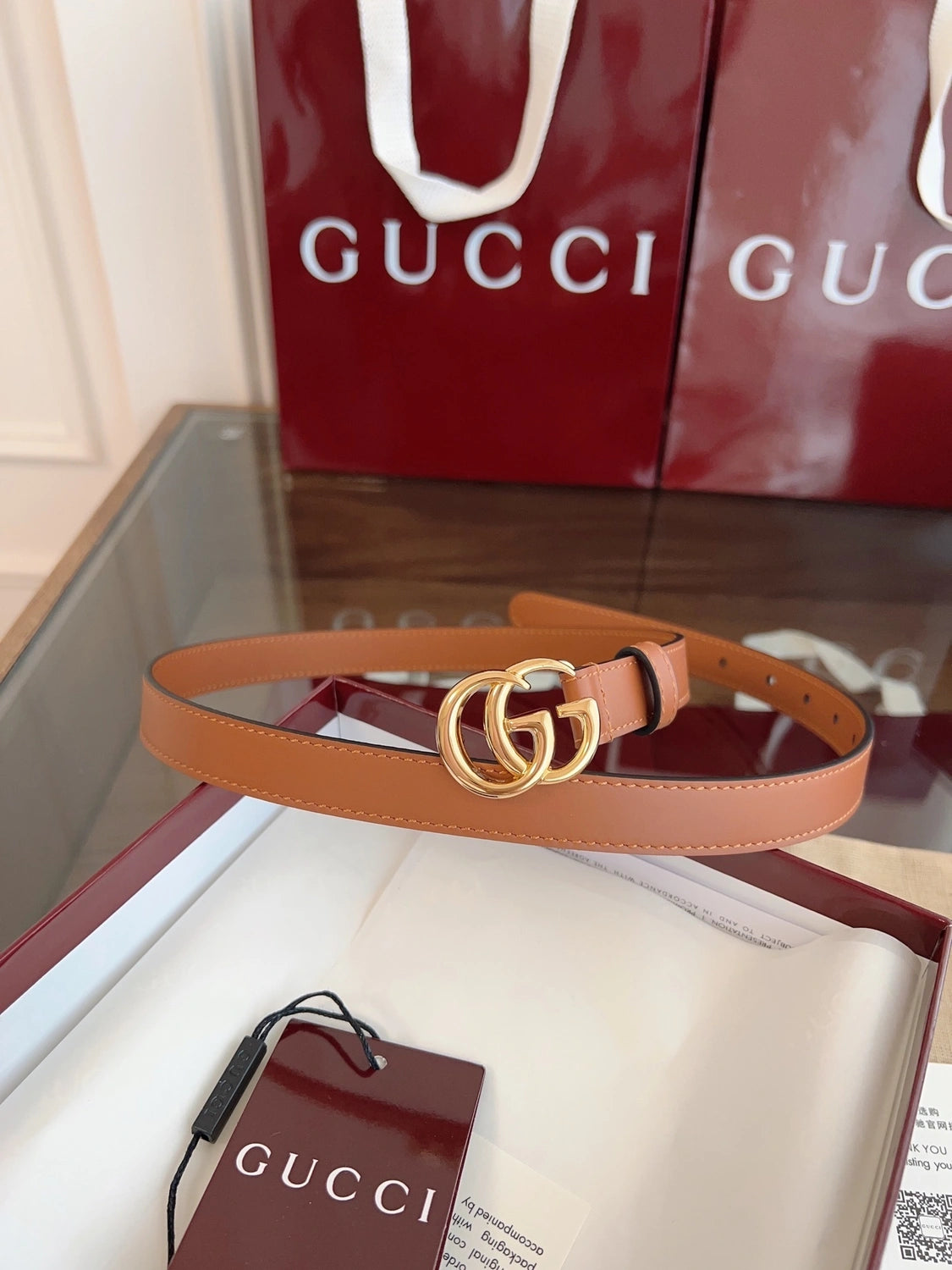 Gucci Premium Leather Belt – Iconic Style & Quality