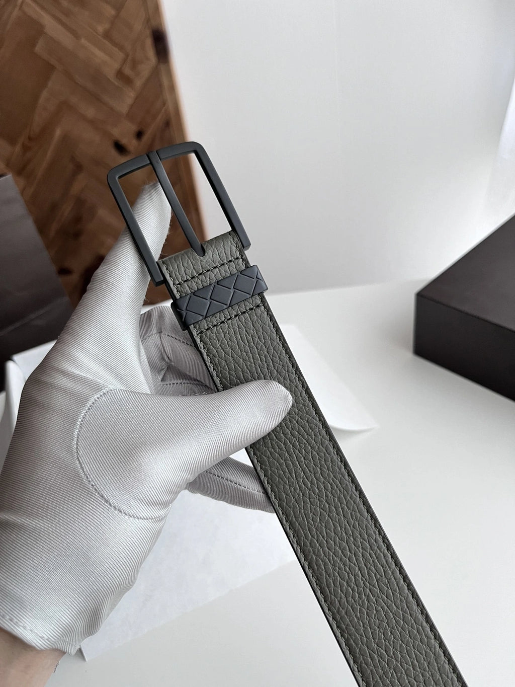 Olive green premium leather belt with matte black buckle - Hình 2