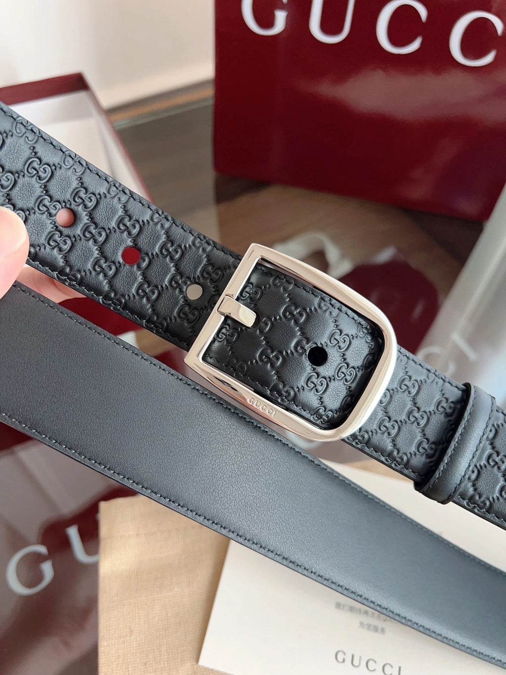 Gucci Signature Leather Belt with Silver Square Buckle - Hình 2