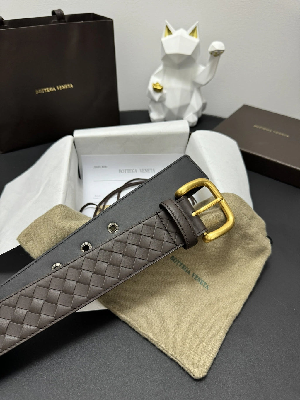 Bottega Veneta Premium Woven Leather Belt in Black - Hình 2