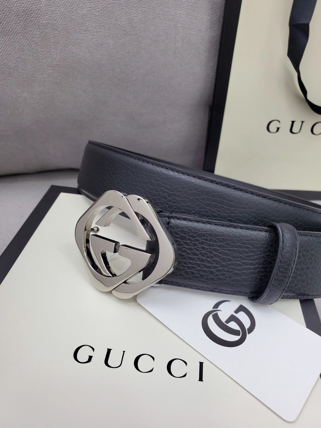 Gucci Premium Leather Belt with Silver Buckle