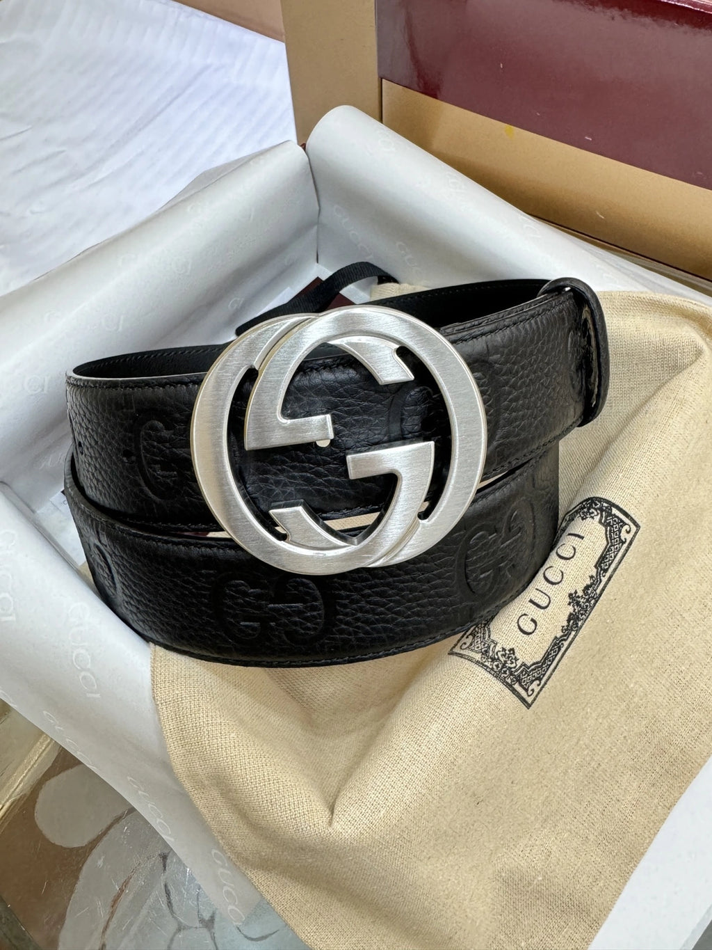 Gucci Premium Leather Belt with Interlocking G Buckle - Hình 2
