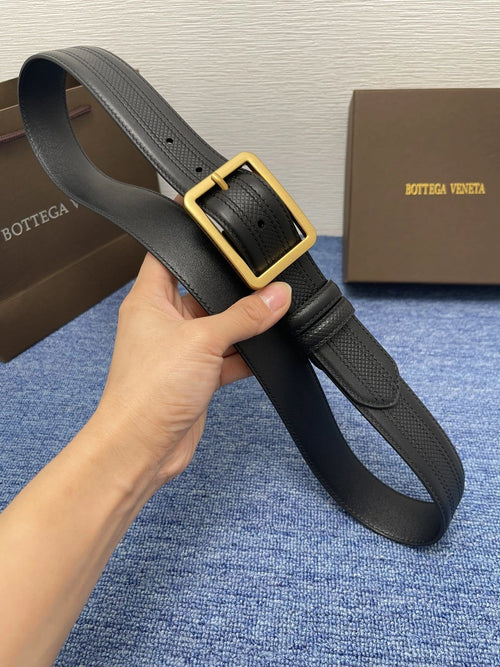 Bottega Veneta Premium Leather Belt with Gold Buckle - Hình 2