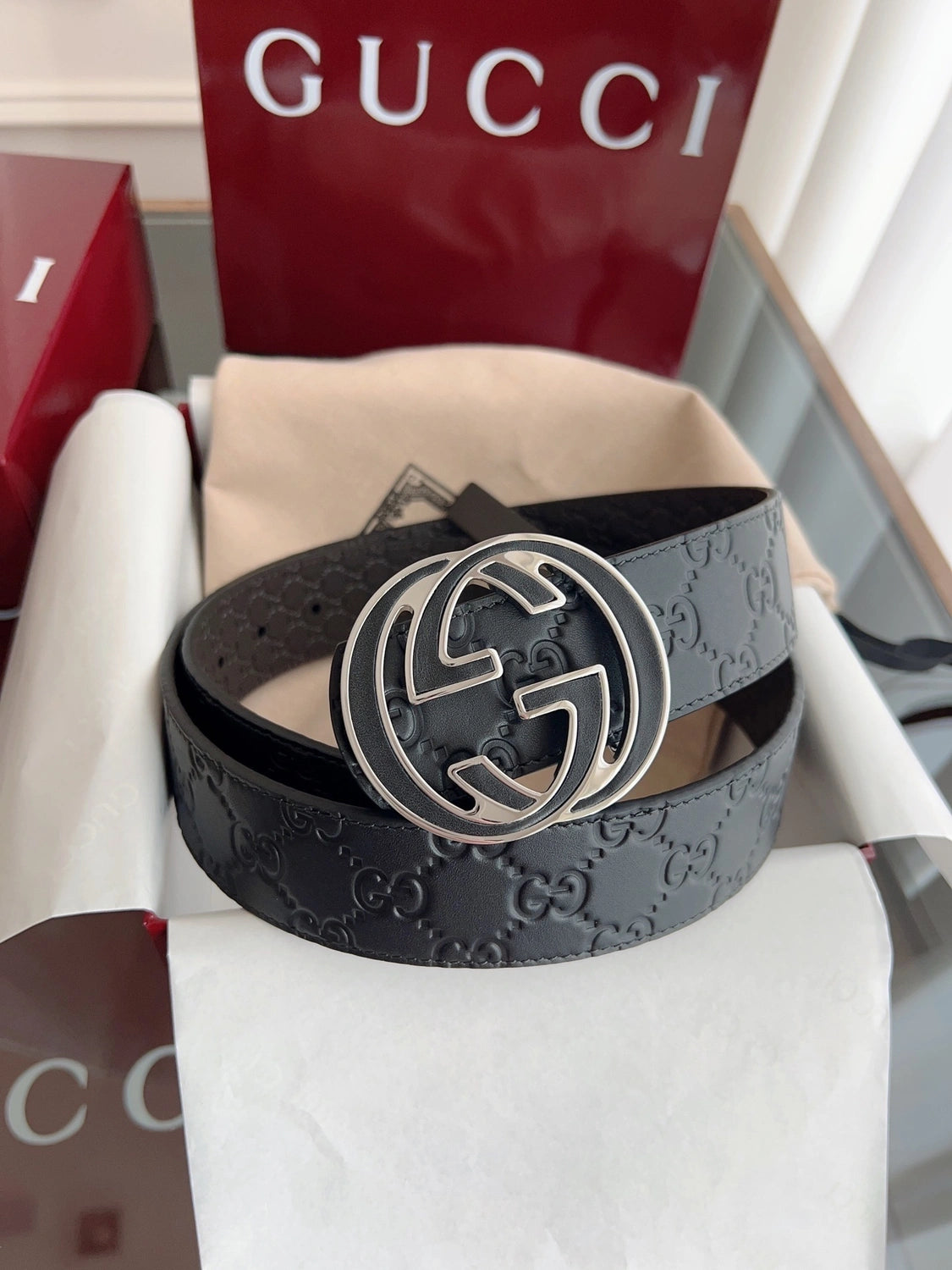 Gucci Premium Leather Belt with Double G Buckle - Hình 2