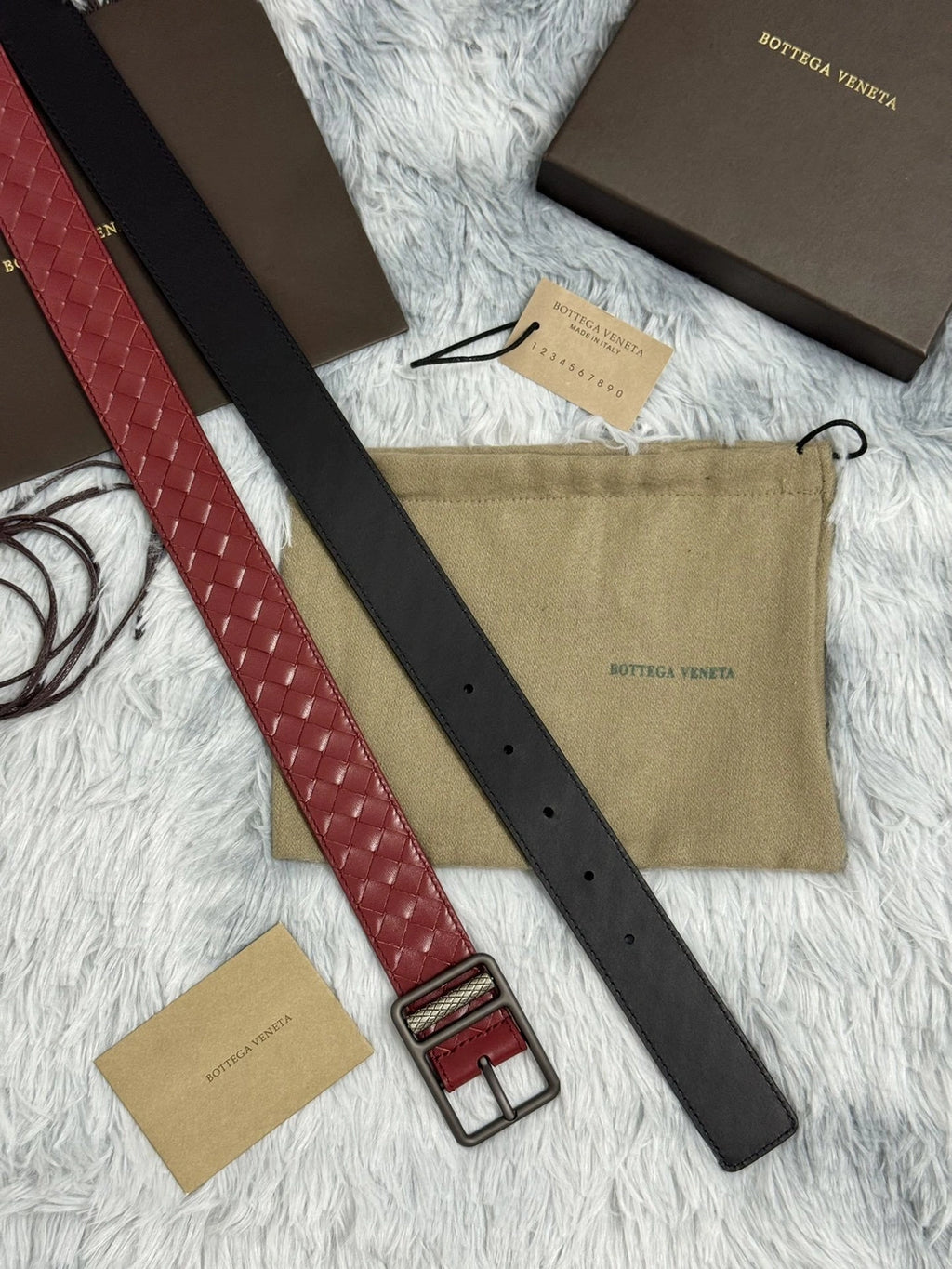Gucci Premium Leather Belt with Silver Logo Buckle - Hình 7