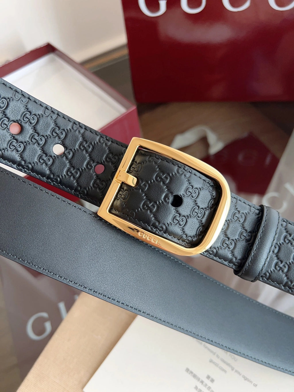 Gucci Signature Leather Belt with Gold Buckle - Hình 2