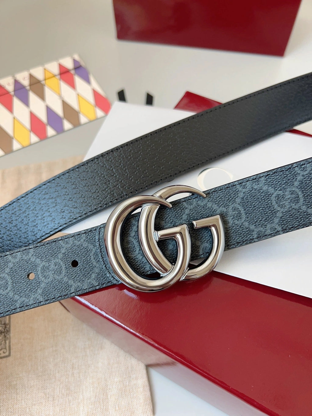 Gucci Signature Leather Belt with Interlocking G Buckle - Hình 2