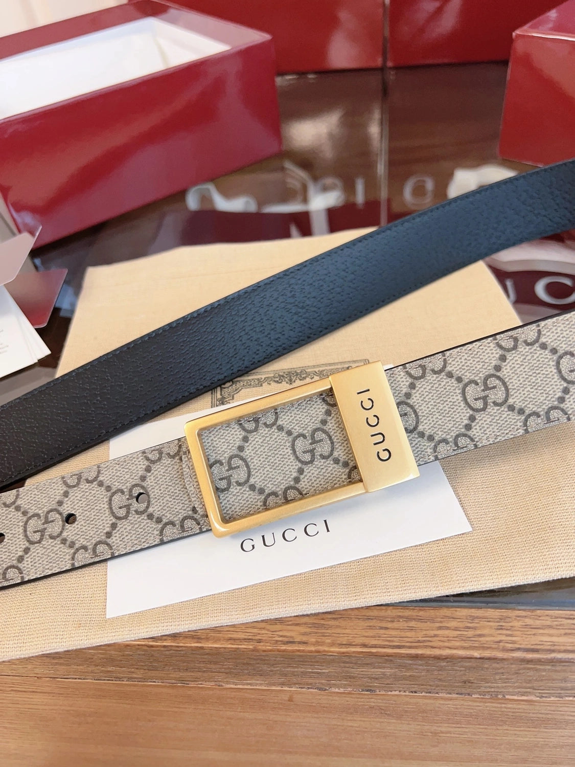 Gucci Premium Quality Belt with iconic logo