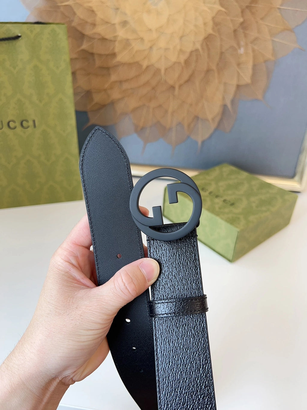 Premium Black Leather Belt with Iconic "G" Buckle - Hình 2