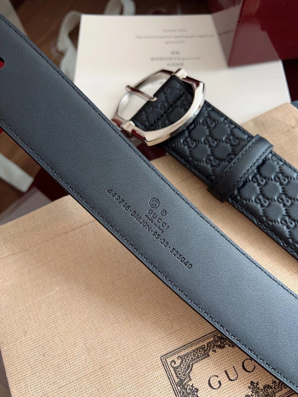 Gucci Premium Leather Belt in Black with Silver Buckle - Hình 3