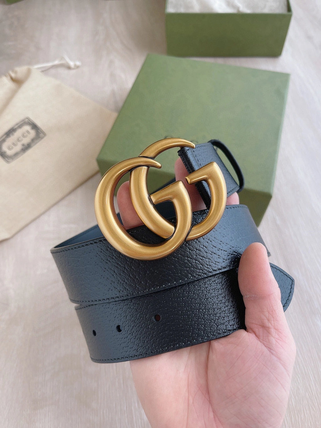 Gucci Leather Belt with Double G Buckle - Hình 3