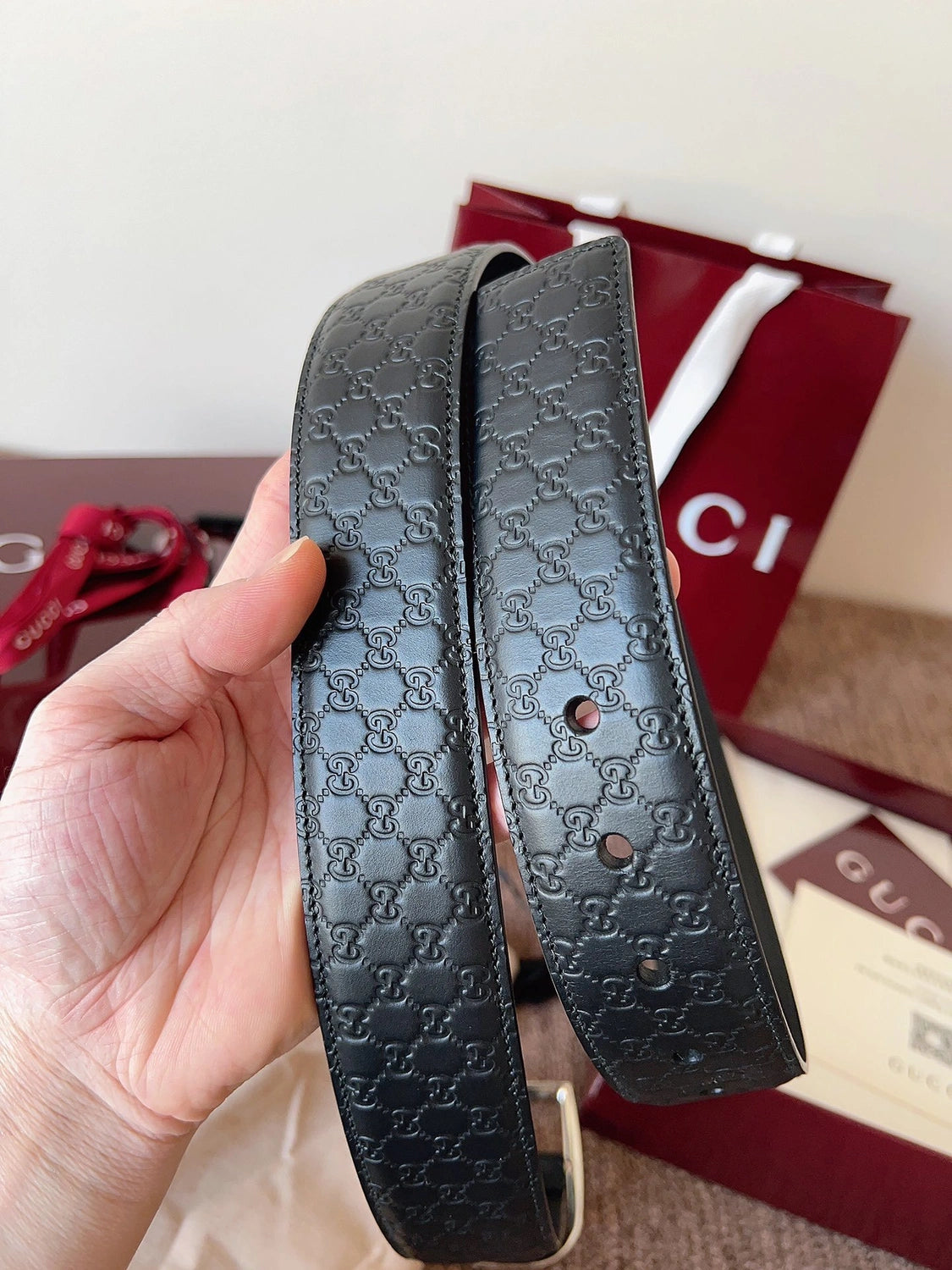 Gucci Premium Leather Belt with Silver Buckle - Hình 3