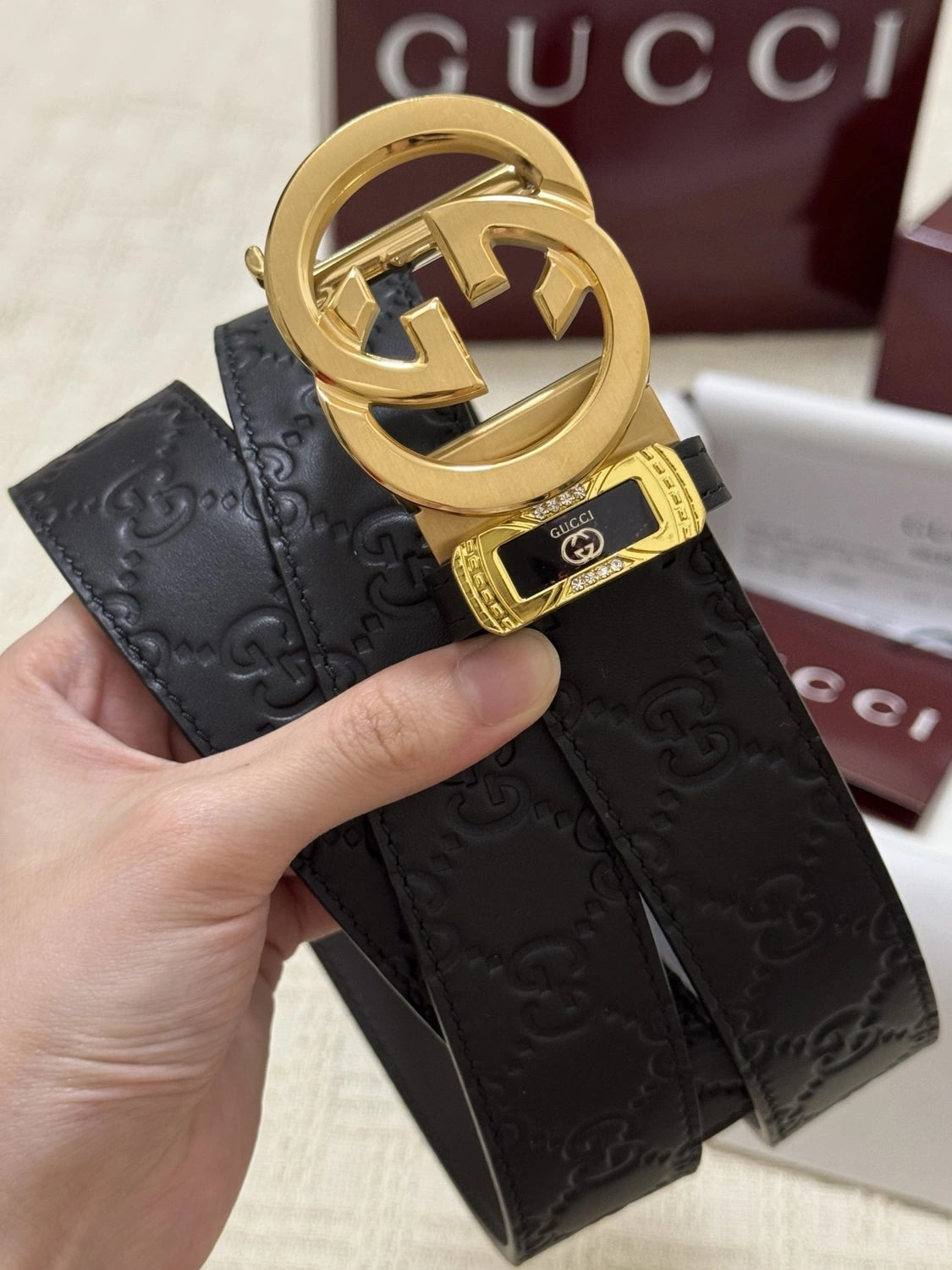 Gucci Premium Leather Belt with Gold Buckle - Hình 3