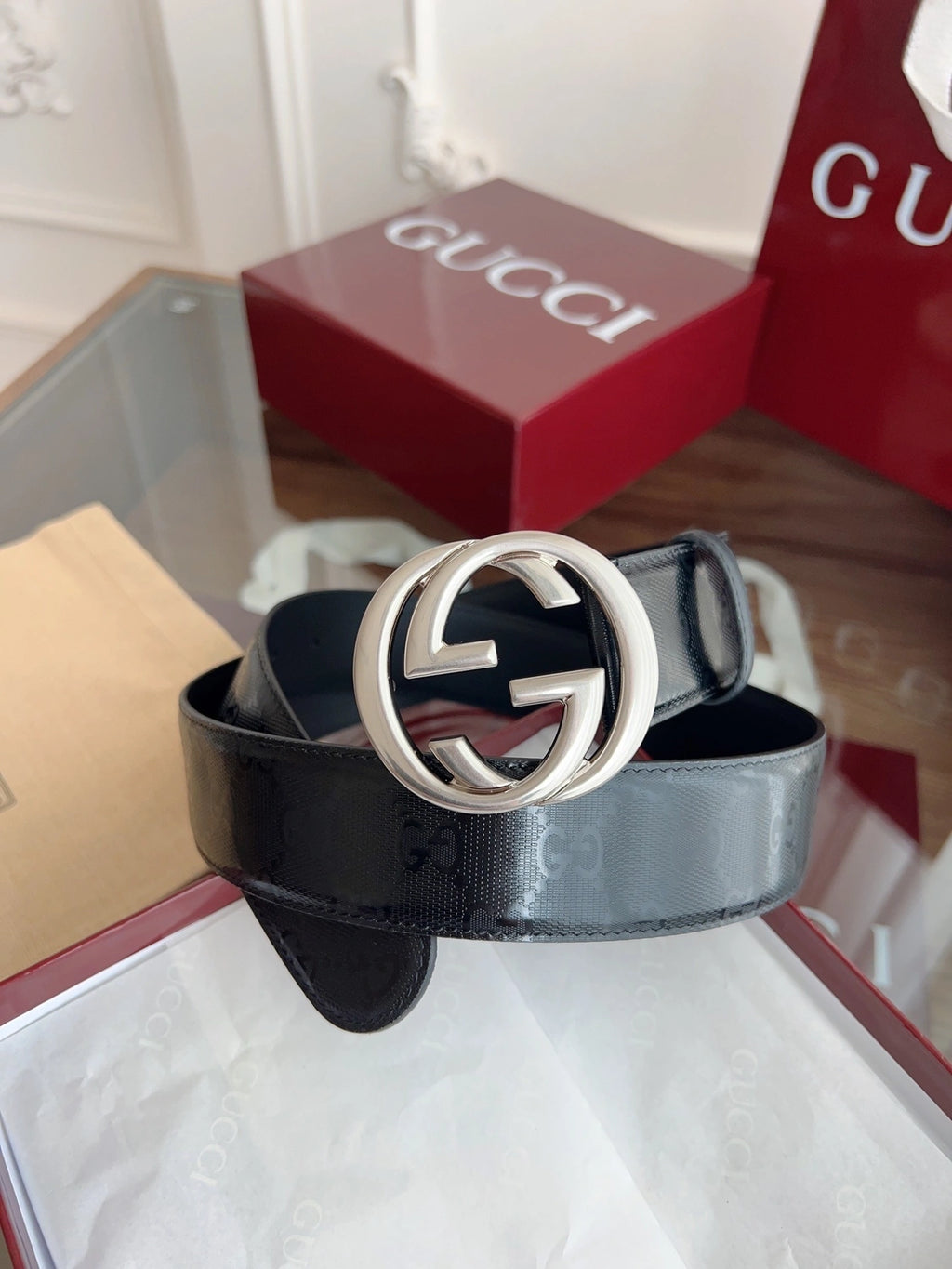 Gucci Premium Leather Belt with Silver Interlocking G Buckle - Hình 3