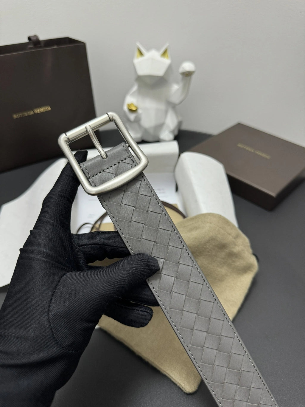 Bottega Veneta Gray Braided Leather Belt - Hình 3