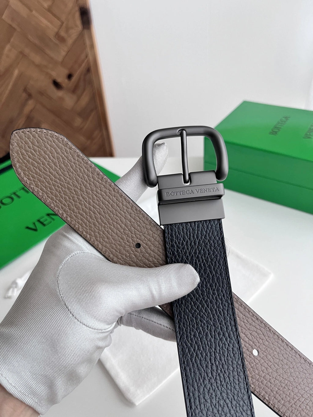 Bottega Veneta Reversible Leather Belt - Premium Quality - Hình 3