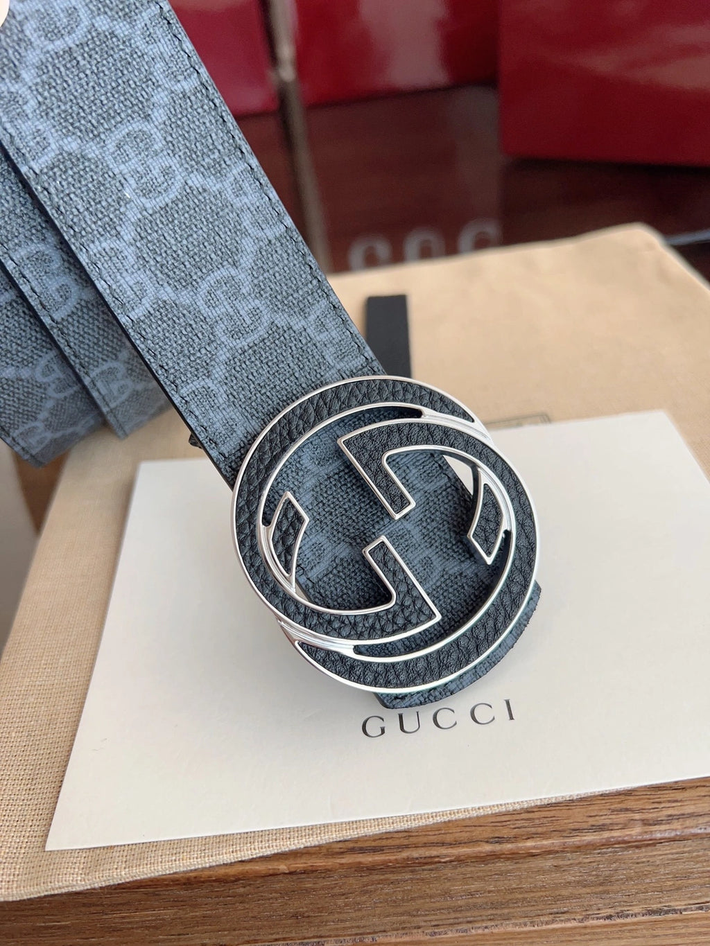 Gucci Premium Quality Belt with Iconic Logo Buckle - Hình 3