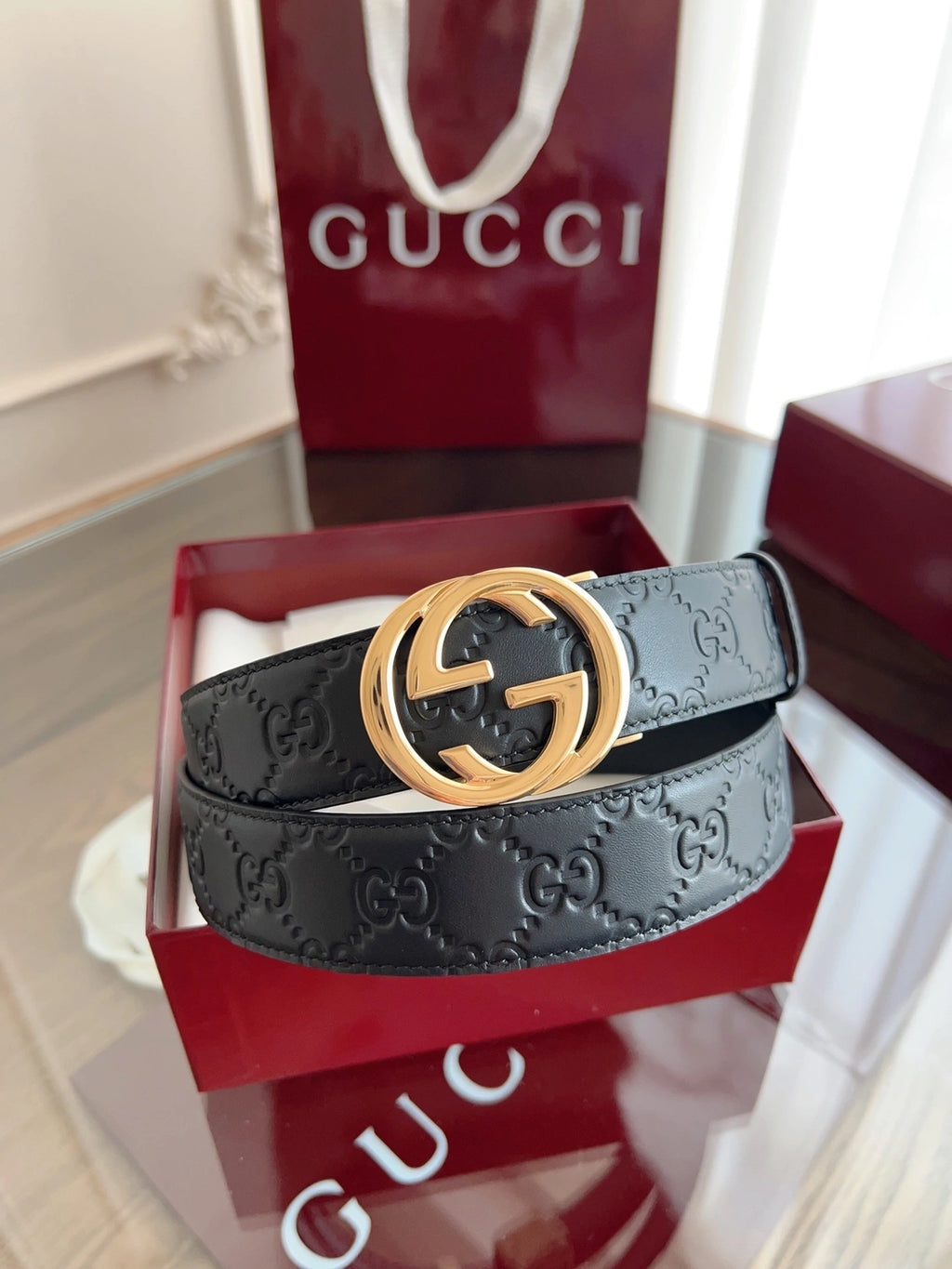 Black Premium Leather Belt with Gold Interlocking G Buckle - Hình 3