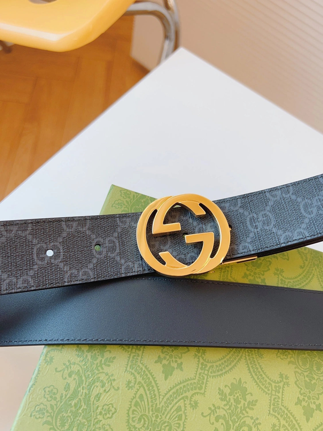 Premium Quality GG Belt with Gold Buckle - Hình 3