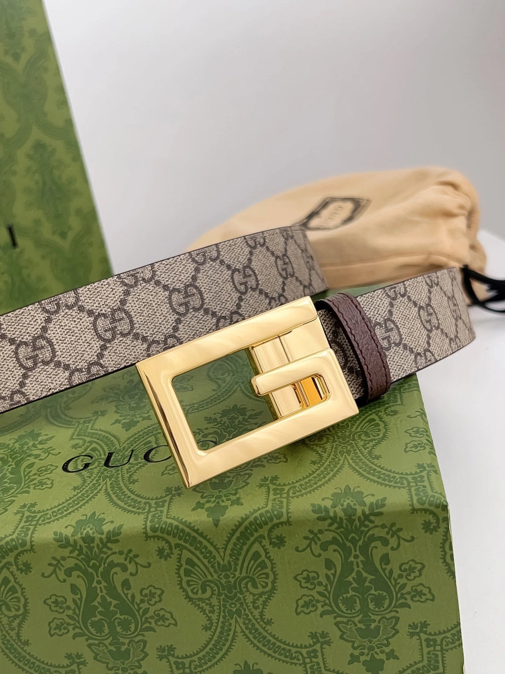 Gucci Monogram Belt with Gold Buckle - Hình 3