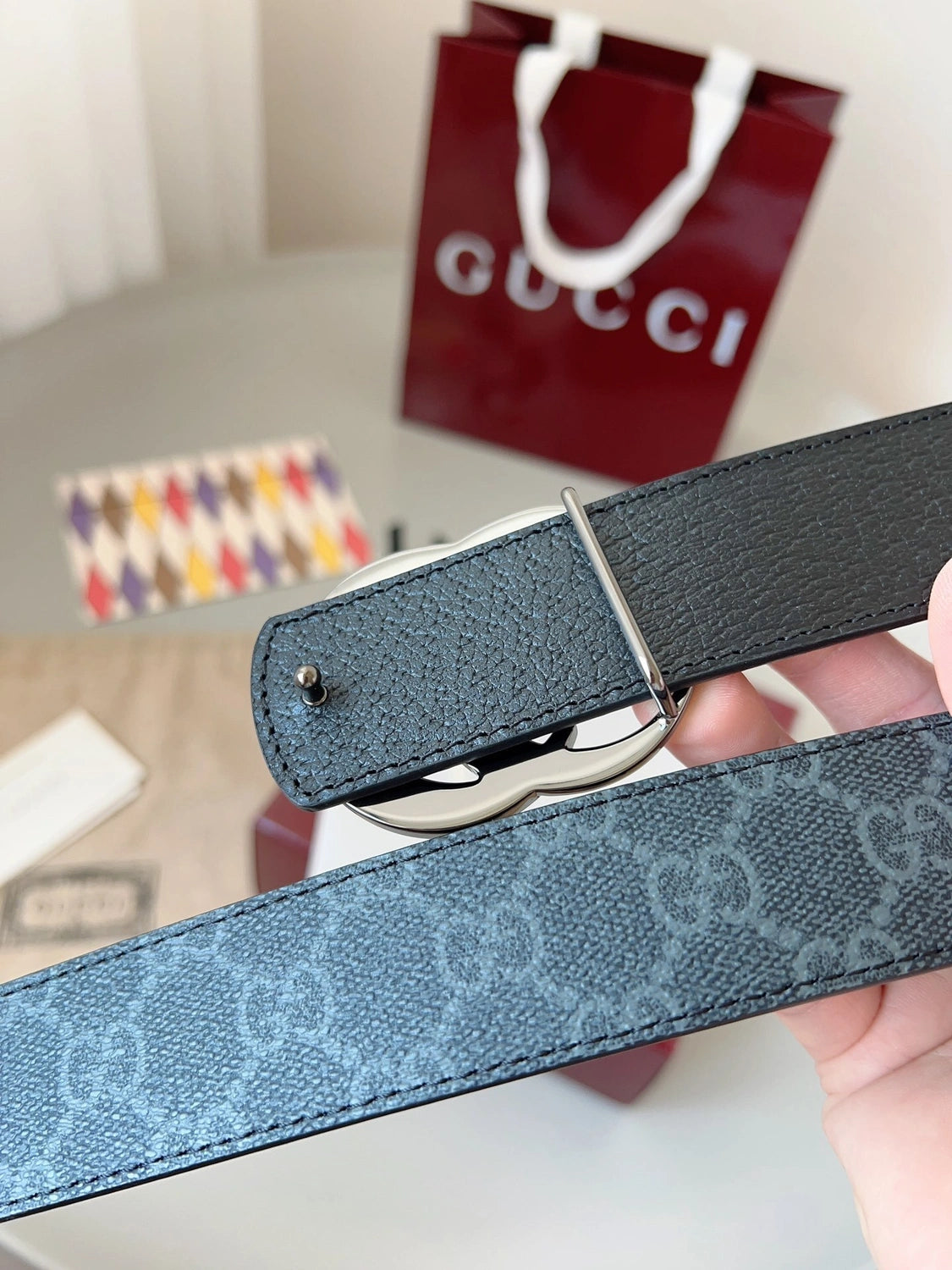 Gucci Signature Leather Belt with Interlocking G Buckle - Hình 3