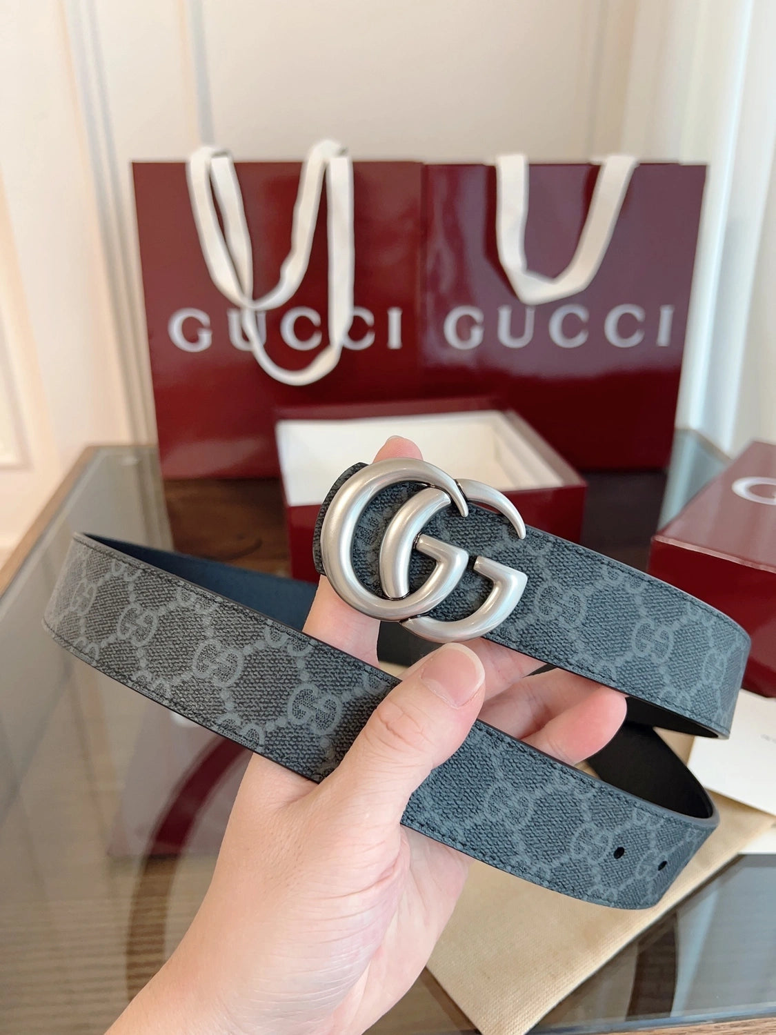 Gucci GG Supreme Belt in Grey and Black - Hình 2