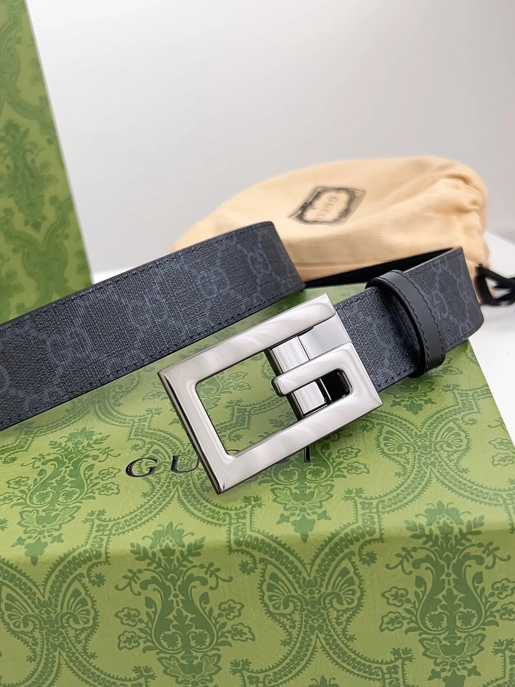 Premium Designer Belt with Iconic Buckle - Hình 3