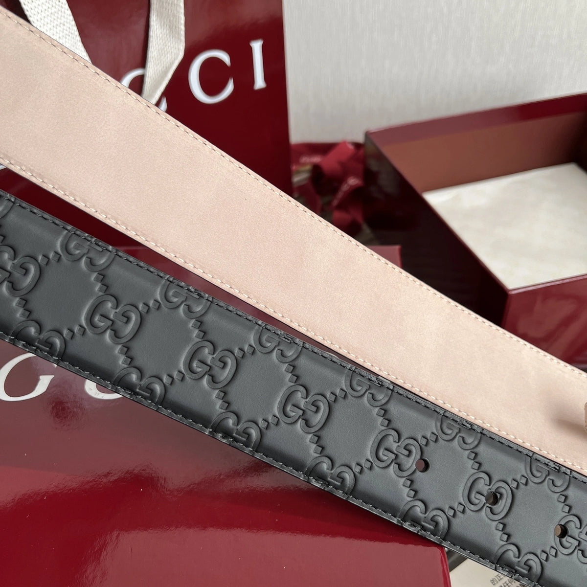 Gucci Premium Leather Belt with GG Buckle - Hình 3