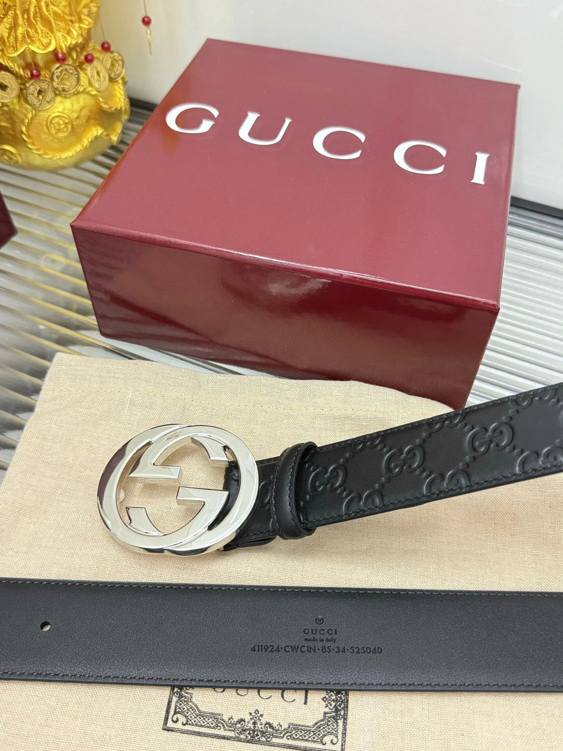 Gucci Premium Black Leather Belt with GG Logo Buckle - Hình 4