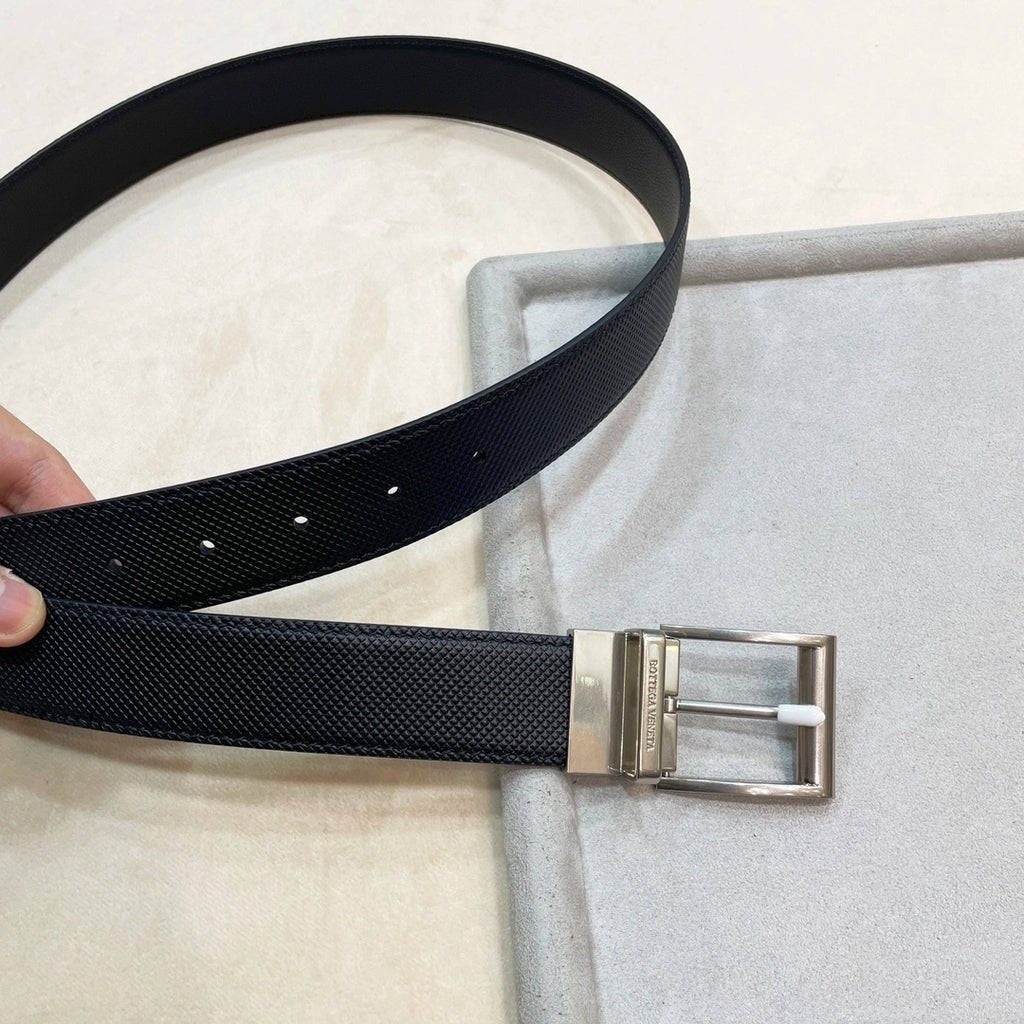 Premium Reversible Leather Belt with Textured and Smooth Sides - Hình 4