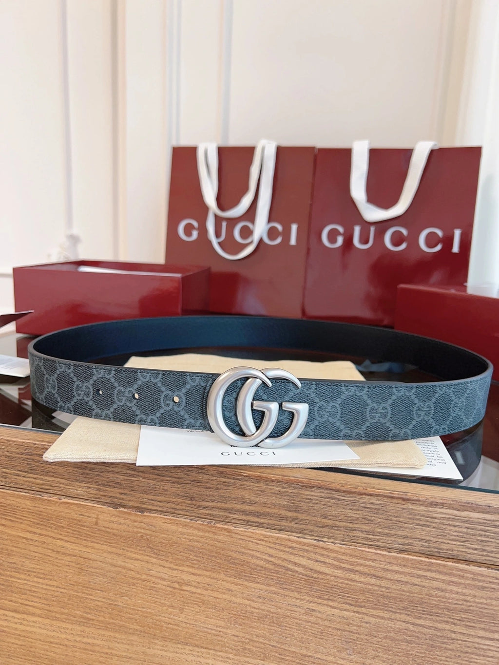 Gucci GG Supreme Belt in Grey and Black - Hình 3