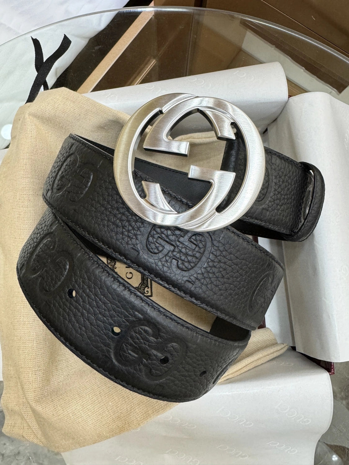 Gucci Premium Leather Belt with Interlocking G Buckle - Hình 4