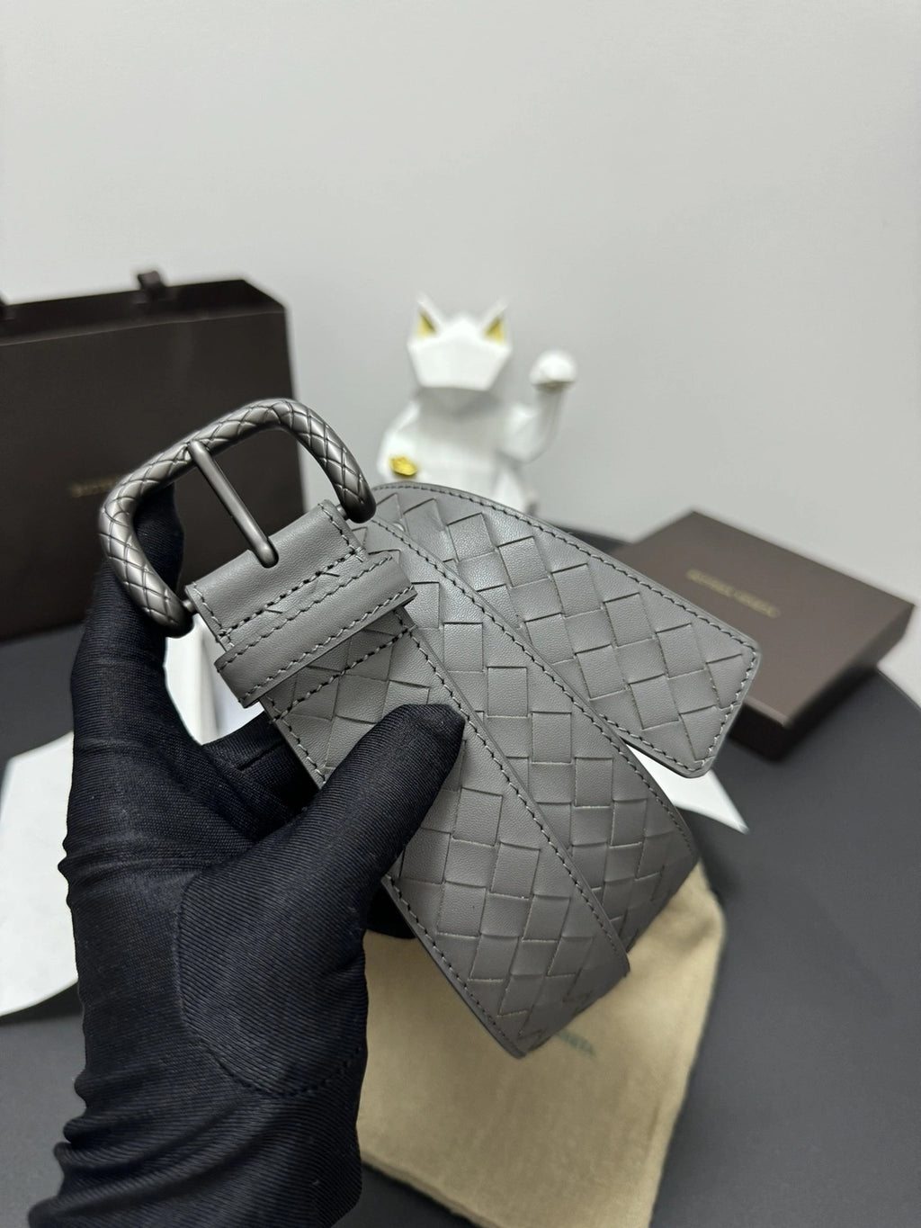 Bottega Veneta Premium Gray Woven Leather Belt - Hình 4