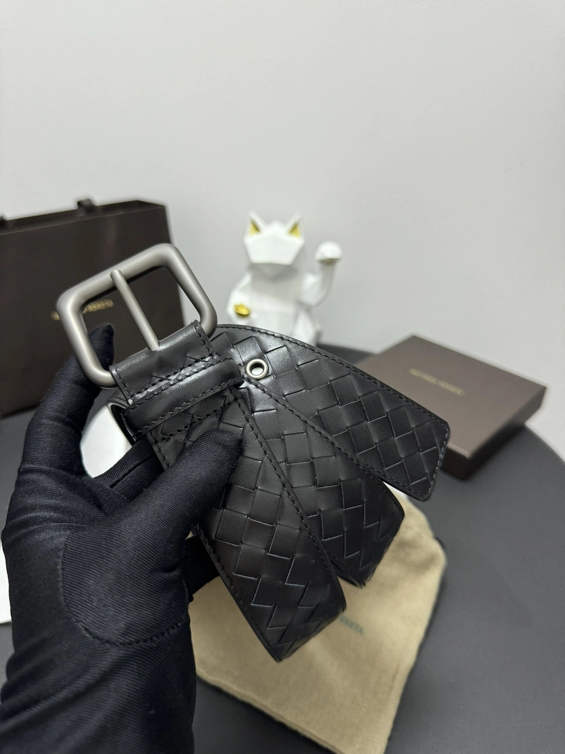 Bottega Veneta Premium Leather Woven Belt - Hình 4