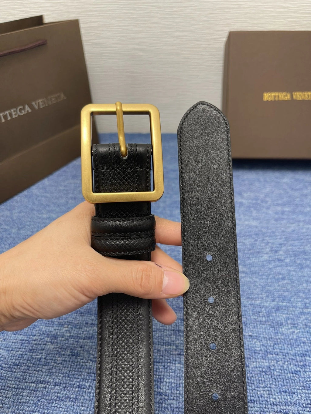 Bottega Veneta Premium Leather Belt with Gold Buckle - Hình 4