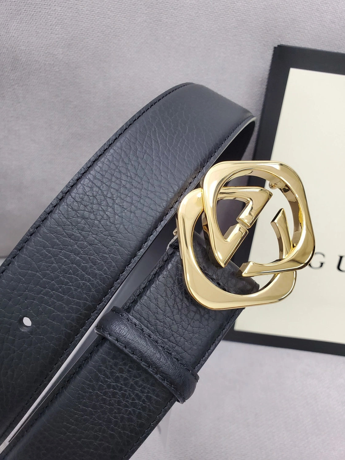 Gucci Premium Black Leather Belt with Gold Buckle - Hình 3