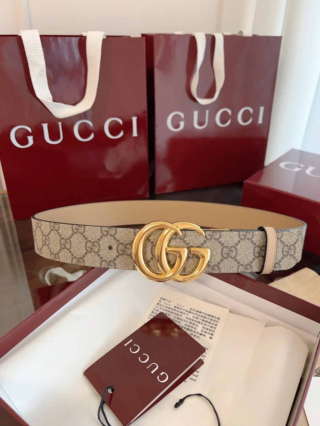 Gucci GG Supreme Belt with Gold Buckle - Hình 3
