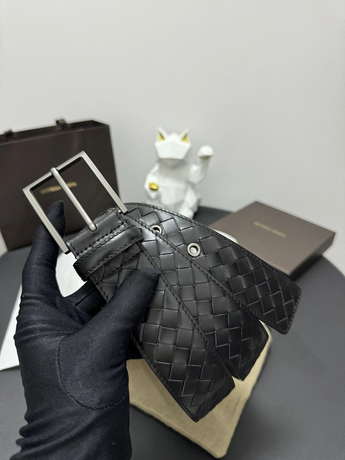 Bottega Veneta Premium Black Woven Leather Belt - Hình 4