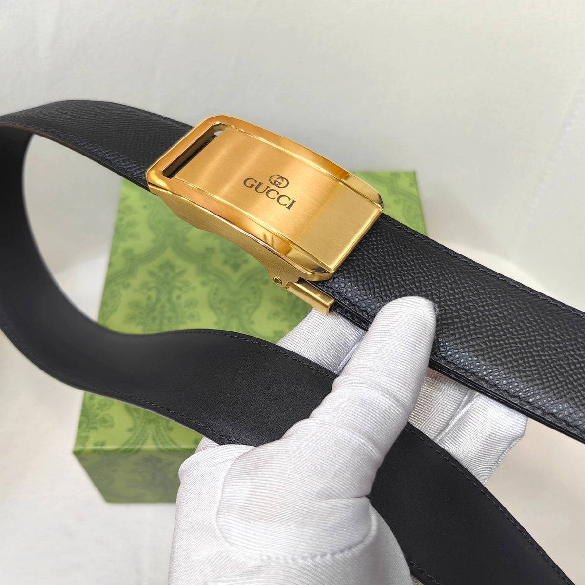 Gucci Premium Black Leather Belt with Gold Buckle - Hình 4