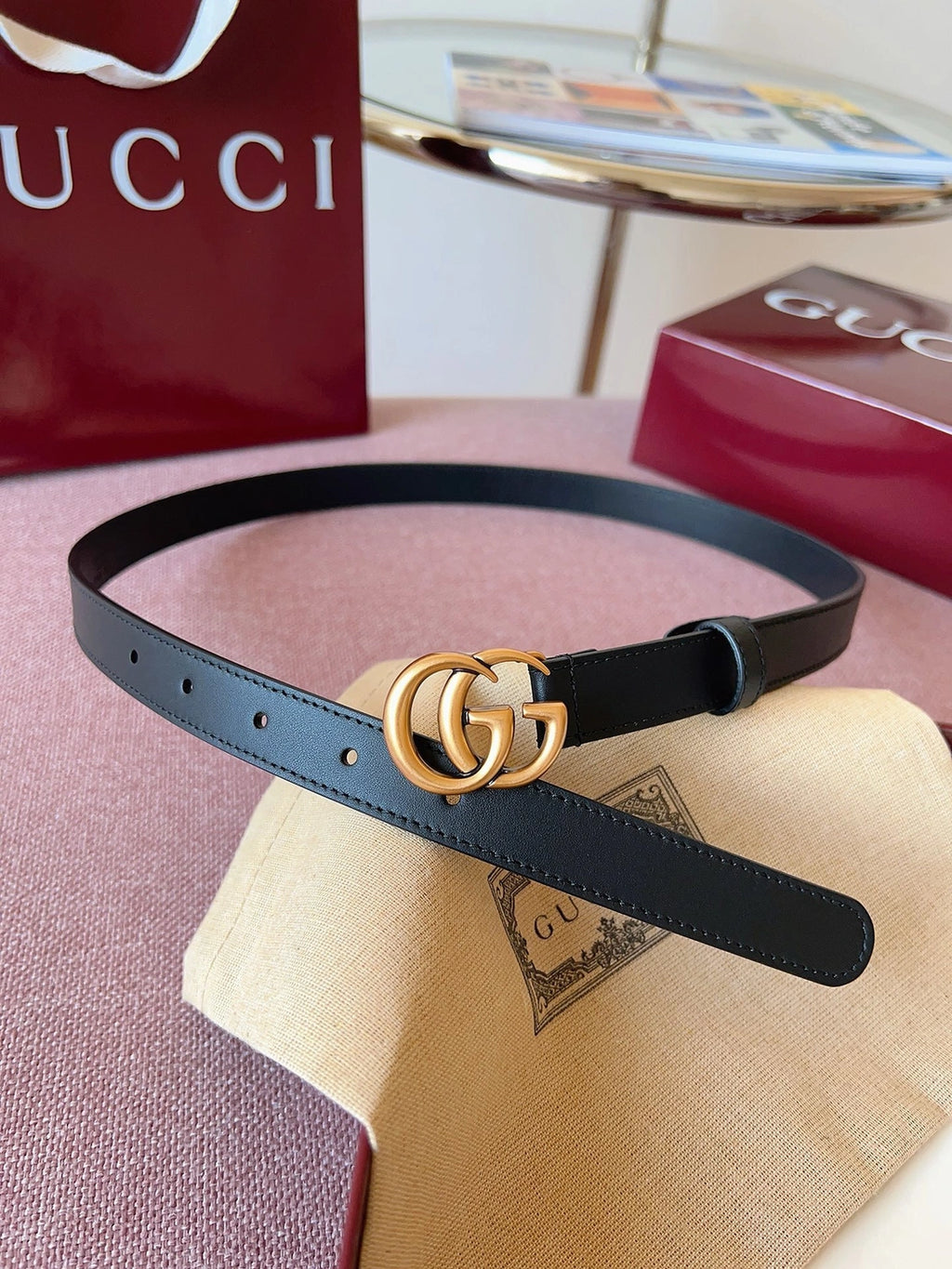 Gucci Leather Belt with Double G Buckle - Hình 4
