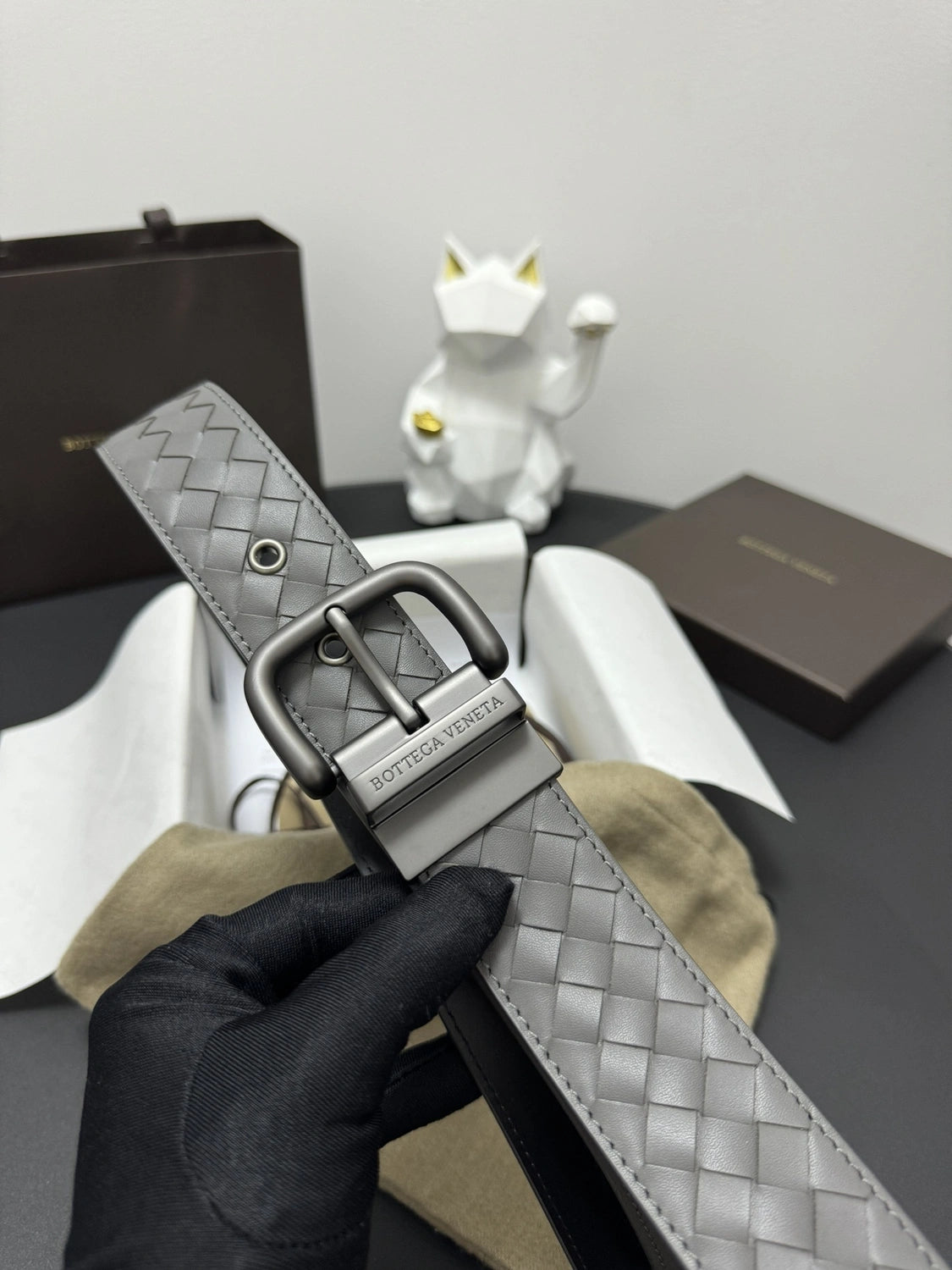 Bottega Veneta Grey Woven Leather Belt - Hình 5