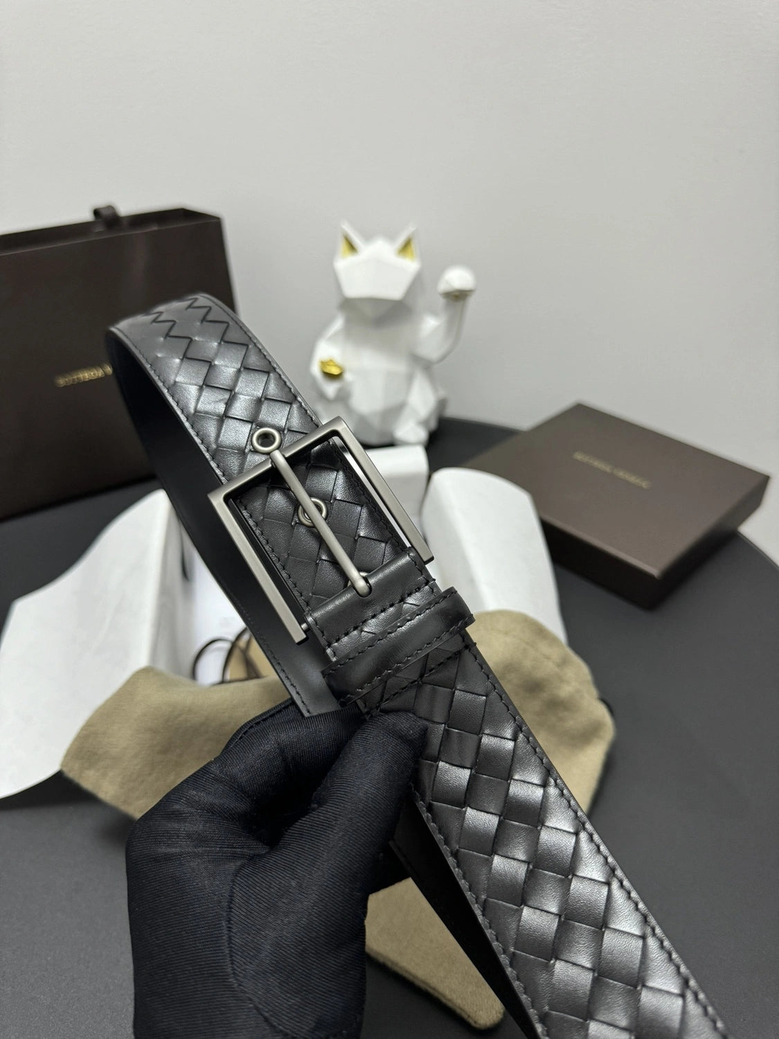 Bottega Veneta Premium Black Woven Leather Belt - Hình 5
