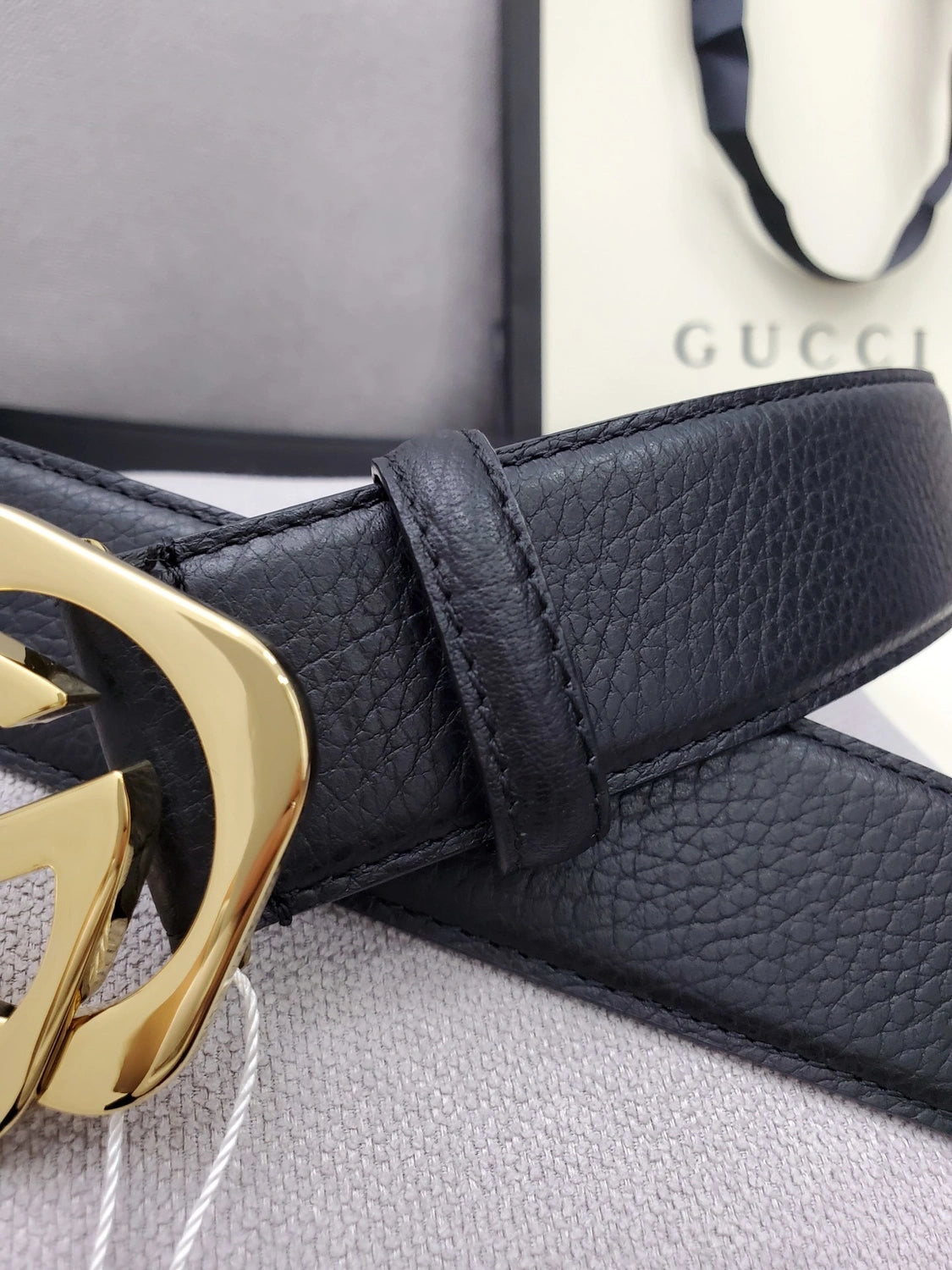 Gucci Premium Black Leather Belt with Gold Buckle - Hình 4